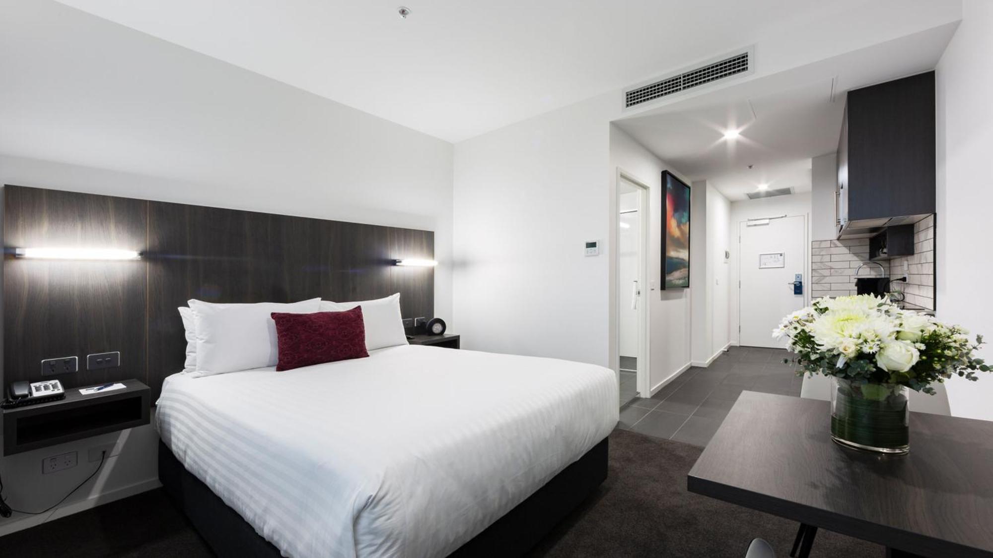 The Sebel Canberra Civic Chambre photo